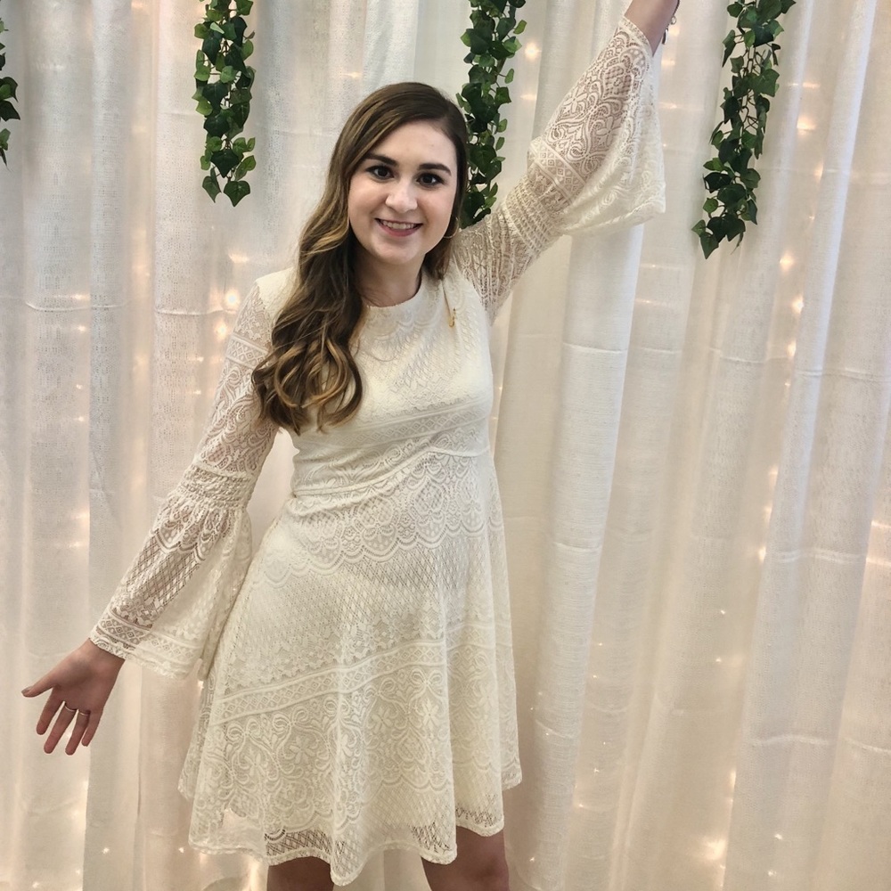 WHITE DETAILED DRESS - Picture 6 of 6